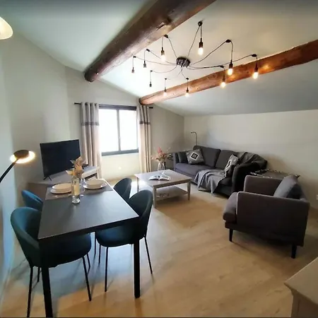 Apartment Duplex Centre Historique Avec Patio *
